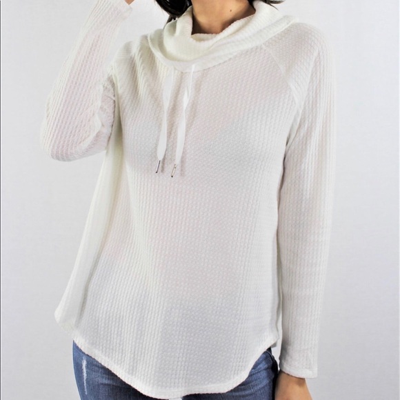 Tops - White Cowl Neck Pullover Top
